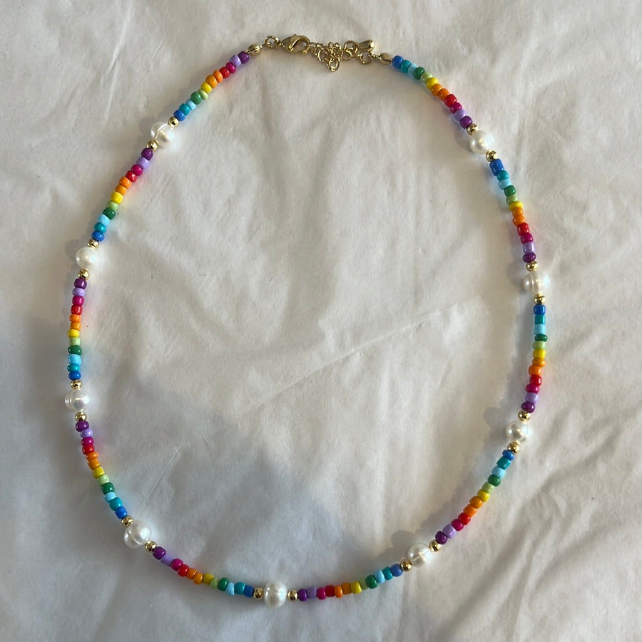 Pearl bead necklace