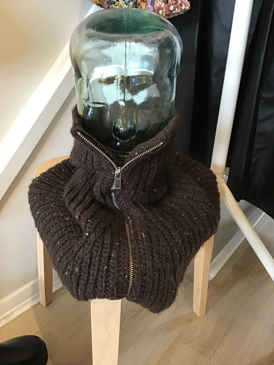 Object Jannie Knit Neck Warmer Seal Brown