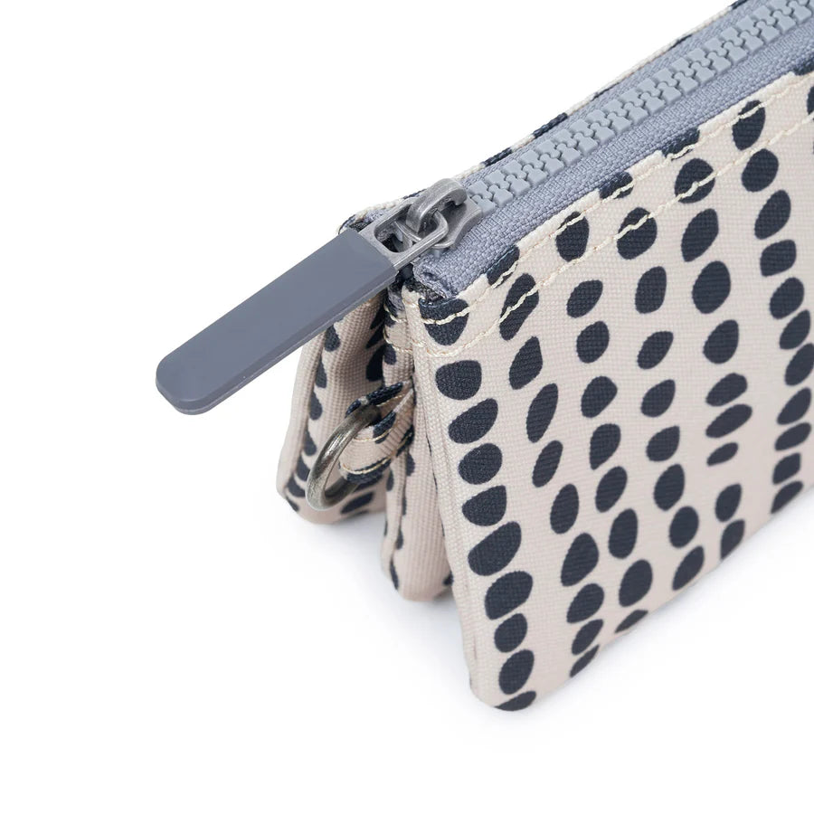 Roka Carnaby Wallet - Linear Dot