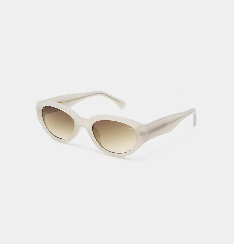 A.Kjæbede Winnie Cream Bone Sunnies