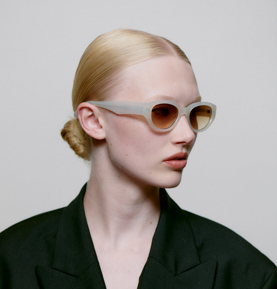 A.Kjæbede Winnie Cream Bone Sunnies