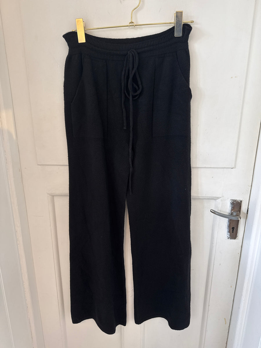 Every Thing We Wear Knitted Black Joggers