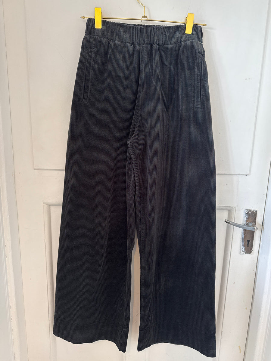 Hod Paris Jimmy Corduroy Trousers DarkGrey