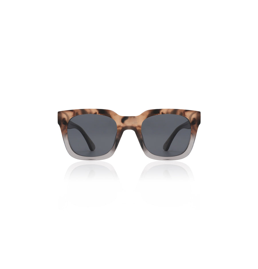 A.Kjæbede Nancy Sunglasses Coquina Grey Transparent