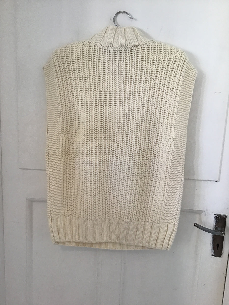 Red Button Sleeveless Cable Jumper Ecru