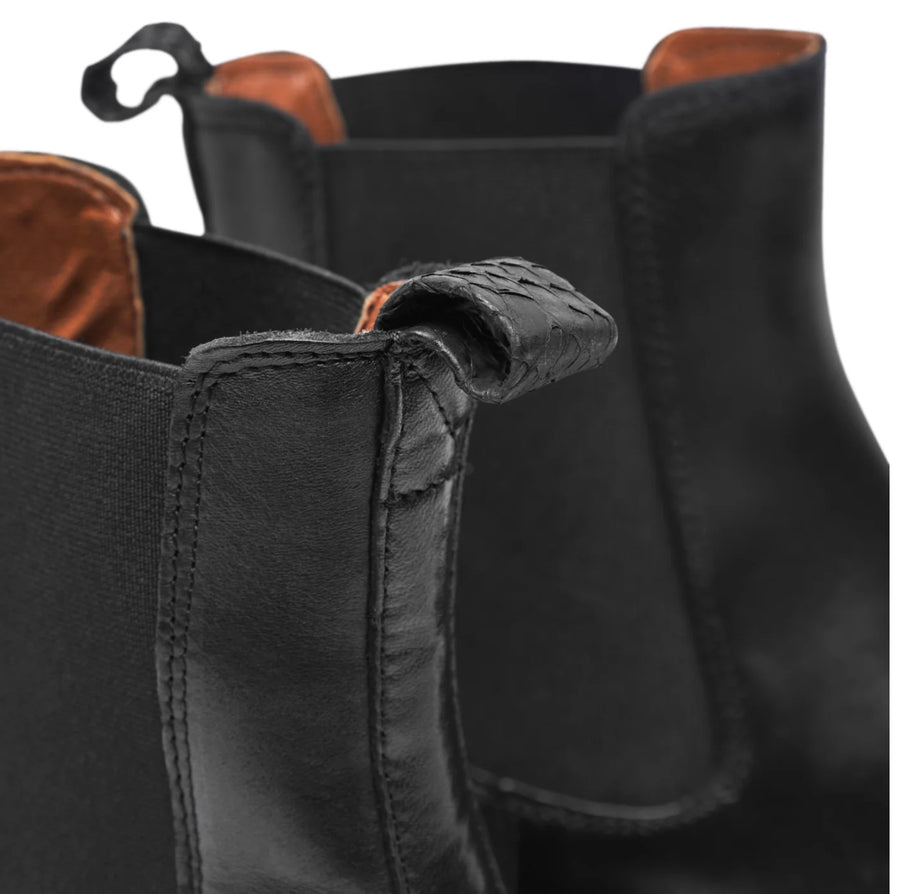 Woden Sanna Chelsea Boot Black