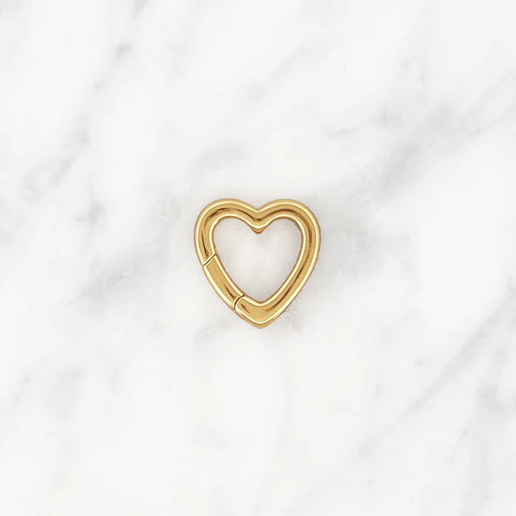 By Nouck Heart Clasp Gold Plated