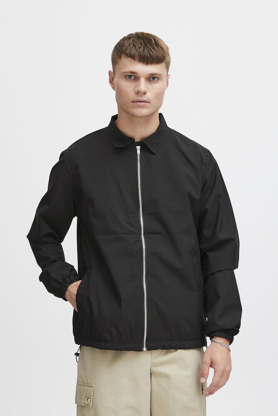 Solid Elmer Woven Zip Jack Black