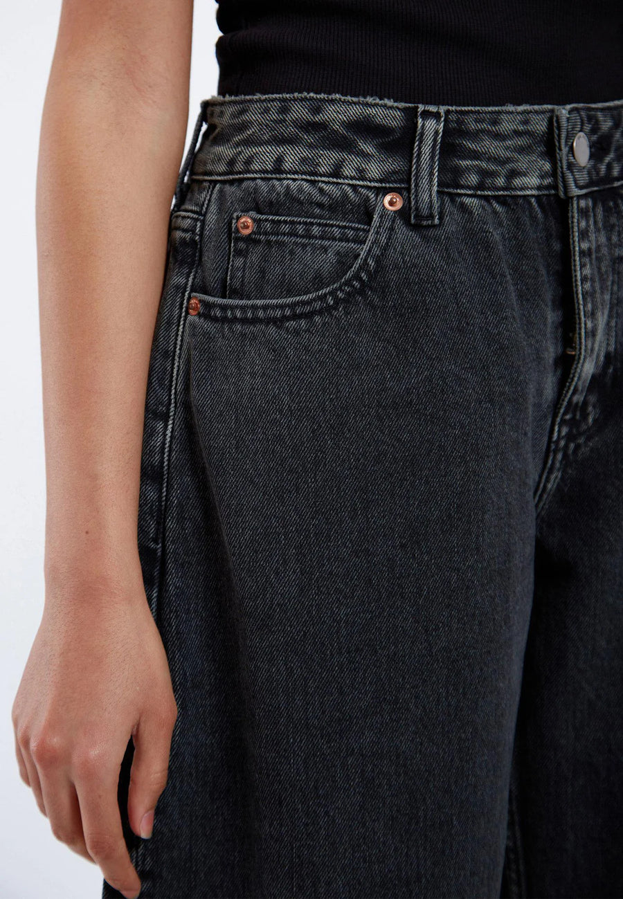Dr Denim Nanci Aged Black