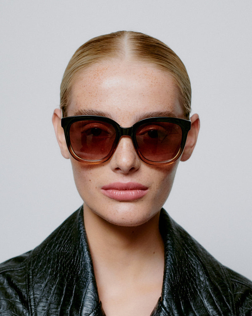A.kjæbede Billy Sunglasses Black Brown Transparent